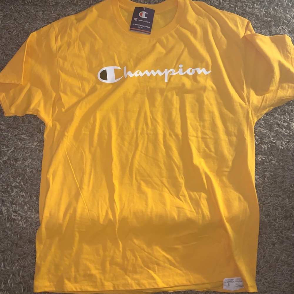 champion tshirt